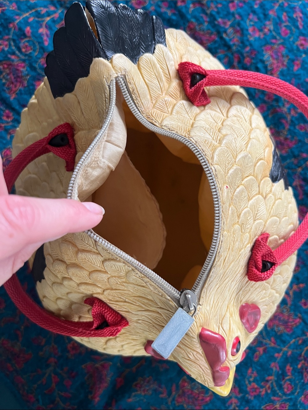 Chicken Purse - Picture 5 of 6